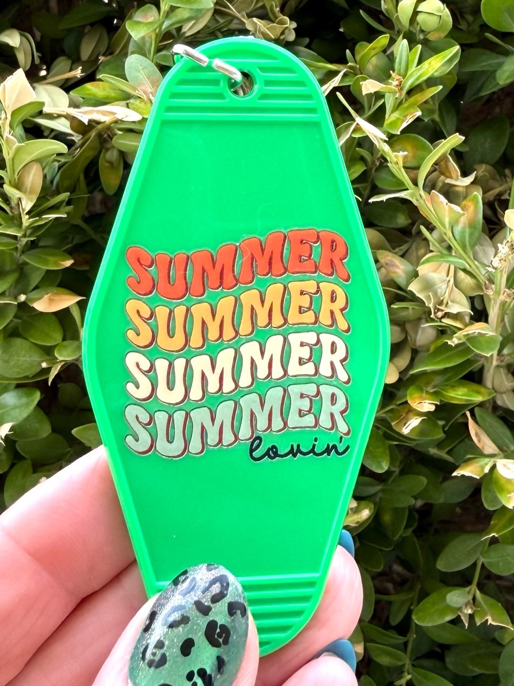 Vintage style motel key 3.5” keychain beach summer-themed gift idea